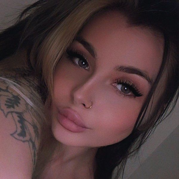 Тайны подпольного мира: 5 признаков, что куртизанка работает нелегально